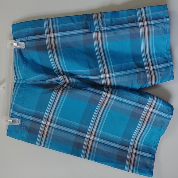 Ripzone Swim Shorts Size Med - Picture 2 of 7